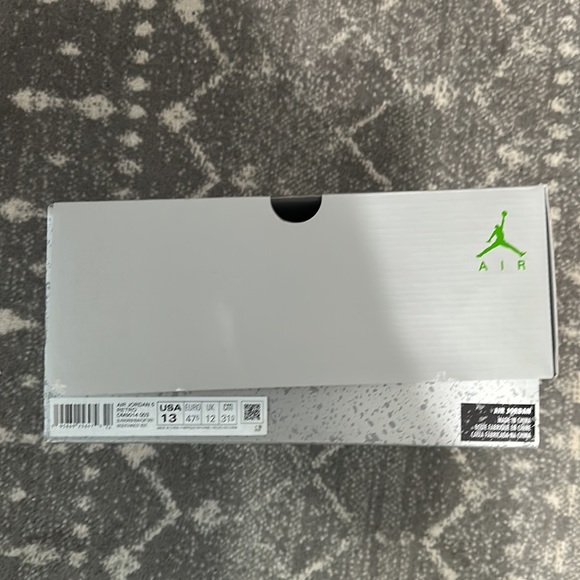 Jordan 5 green bean used size 13 - Picture 3 of 8